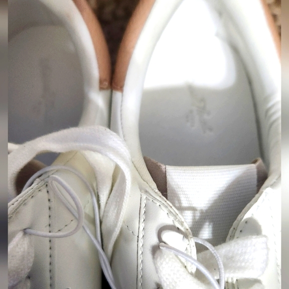 Universal Thread- Women's(11) Shoes NWT - Picture 3 of 10